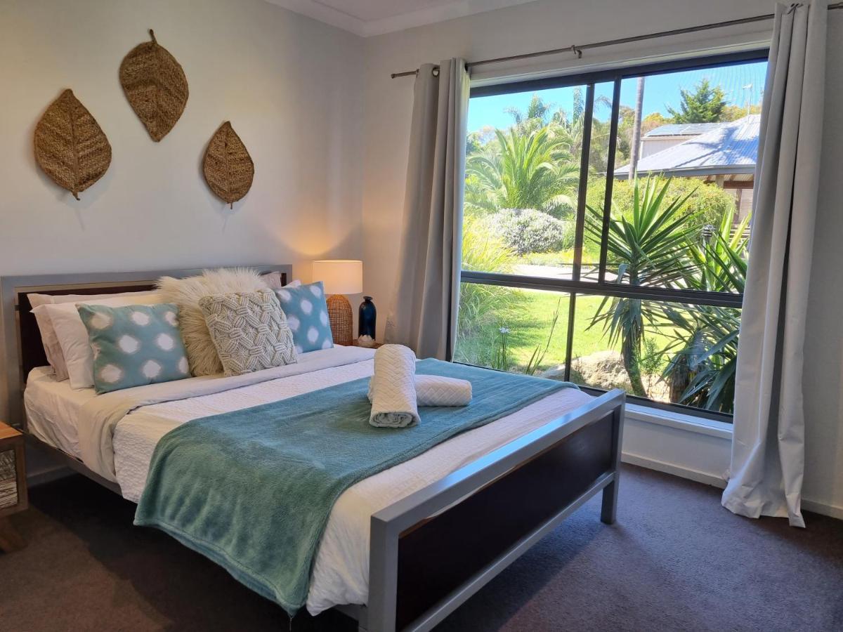 Island Cove Villas Коув Экстерьер фото