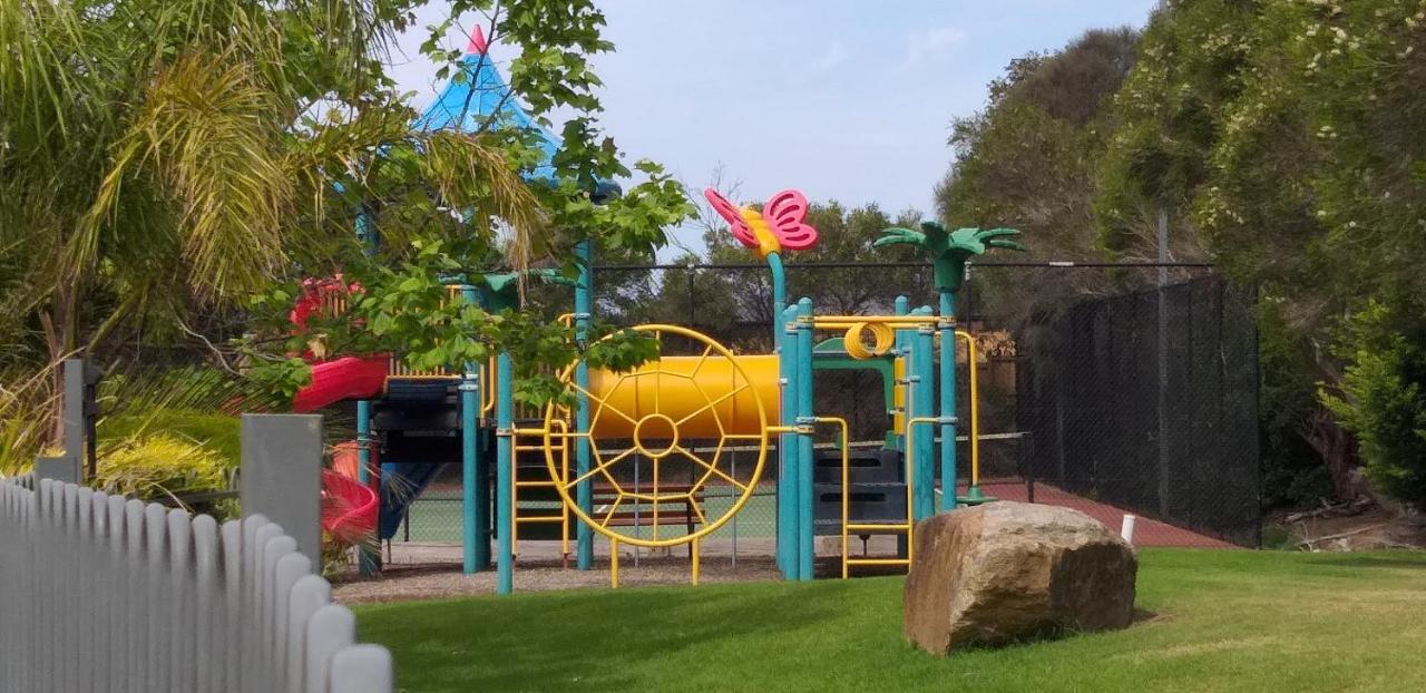Island Cove Villas Коув Экстерьер фото